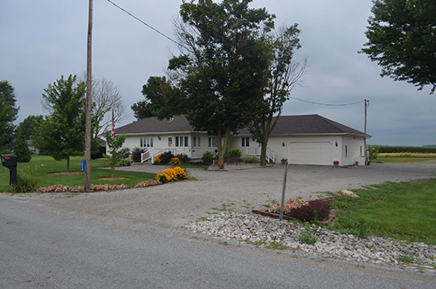 REAL ESTATE AUCTION - Ranch Home on 5.82 Acres in Allen County